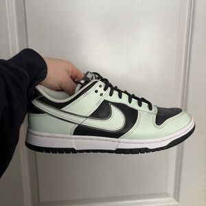 Nike Men’s 7.5 Leather Barely Green Dark Smoke Grey Dunk Low Retro Sneakers
